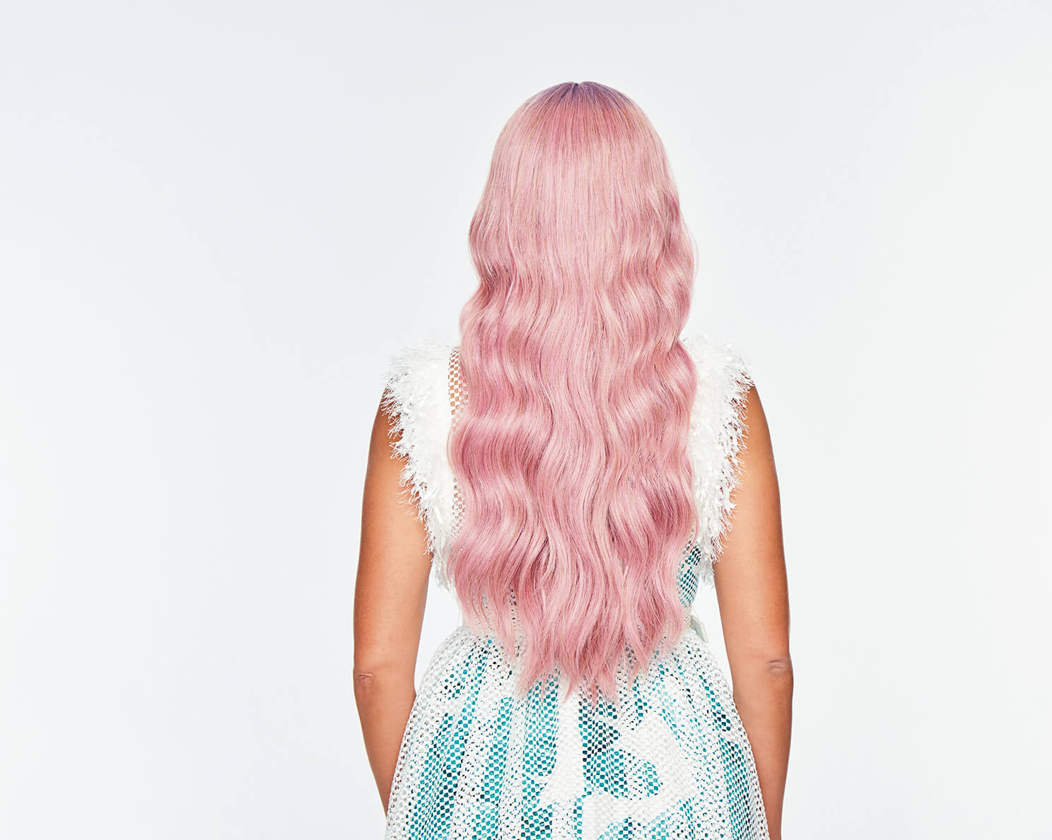 HD – Lavender Frosé – Model – Side 3